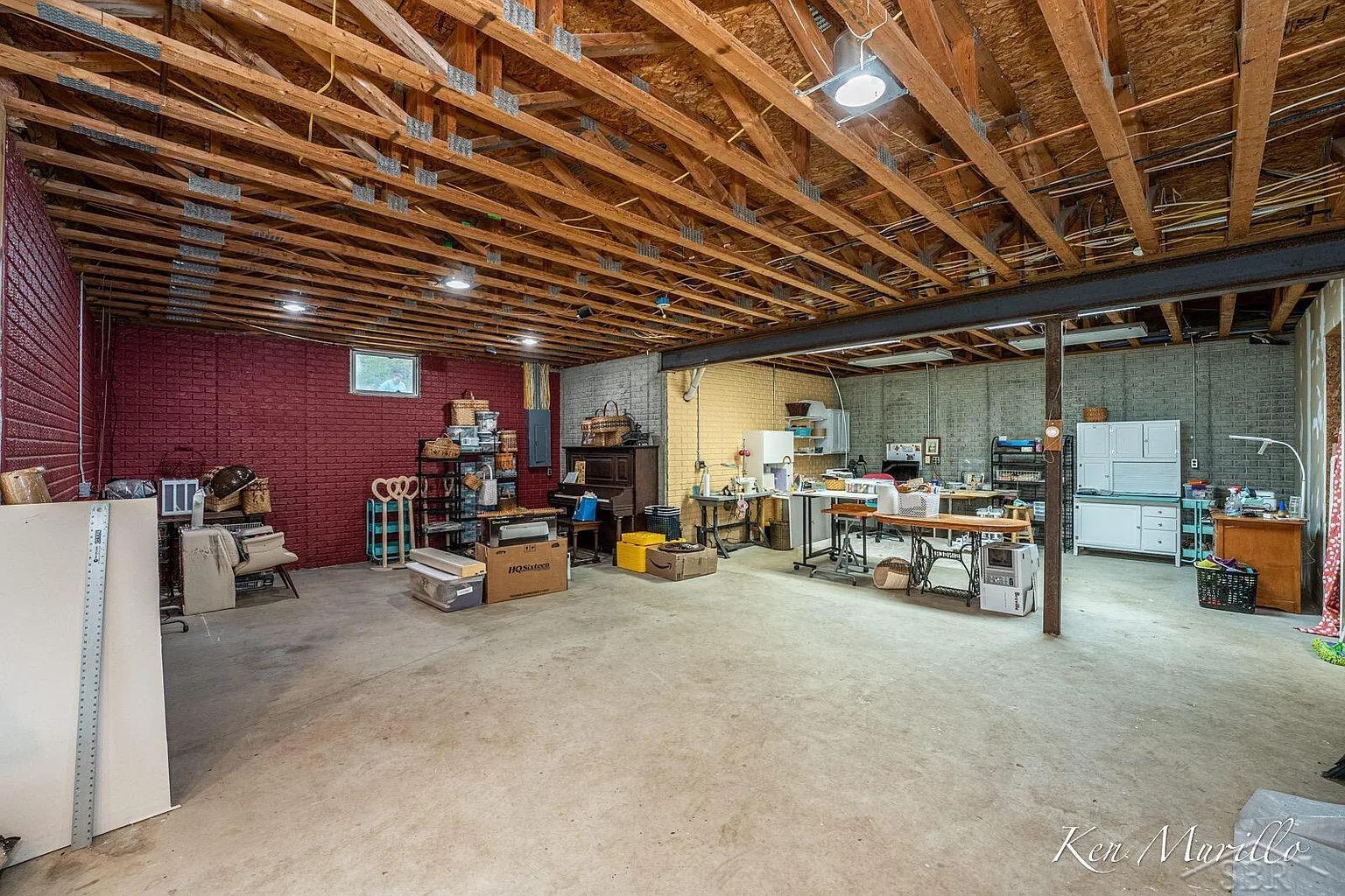 1519 Roscommon Road Roscommon, MI 48653 - Photo 35 of 56 50222216-a5c5ff41-bea4-464d-b9b3-325649cb08ca.JPG