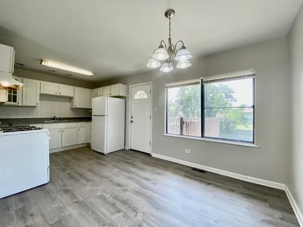 $190,000 | 17922 Normandy Lane, Hazel Crest, IL 60429