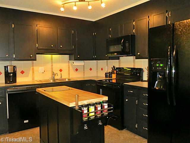 700 Shellhabour Boulevard Rural Hall, NC 27045 - Photo 4 of 16 Kitchen. Lovely Open Kitchen with newer appliances