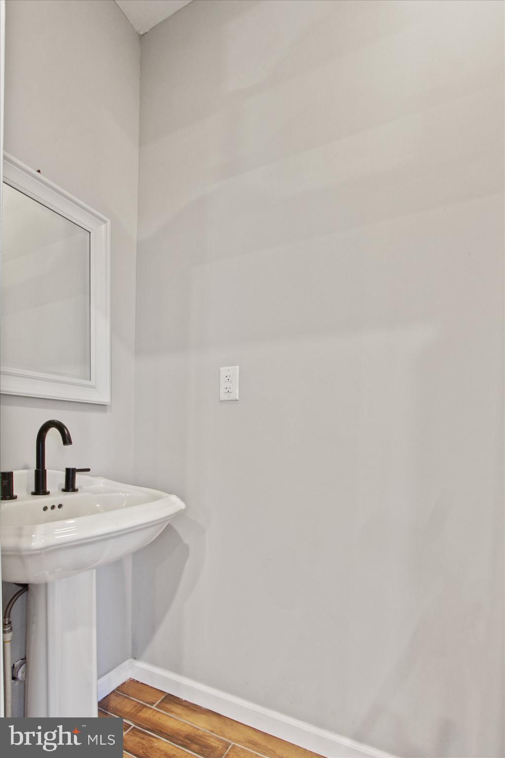 136 Rolling Road Delta, PA 17314 - Photo 7 of 36 Gallery Image 7