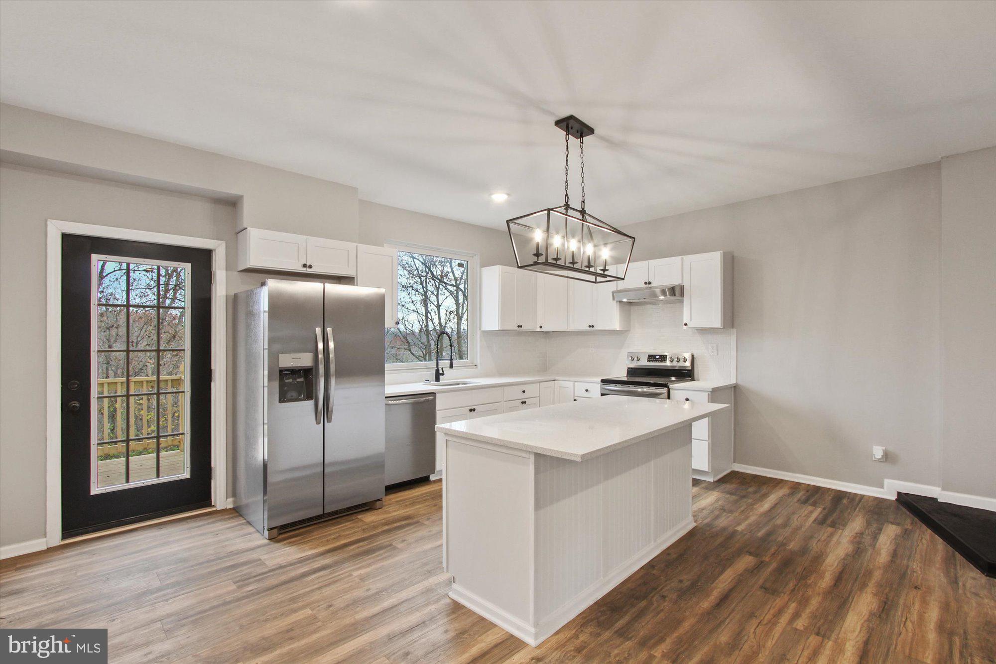 136 Rolling Road Delta, PA 17314 - Photo 8 of 36 Gallery Image 8