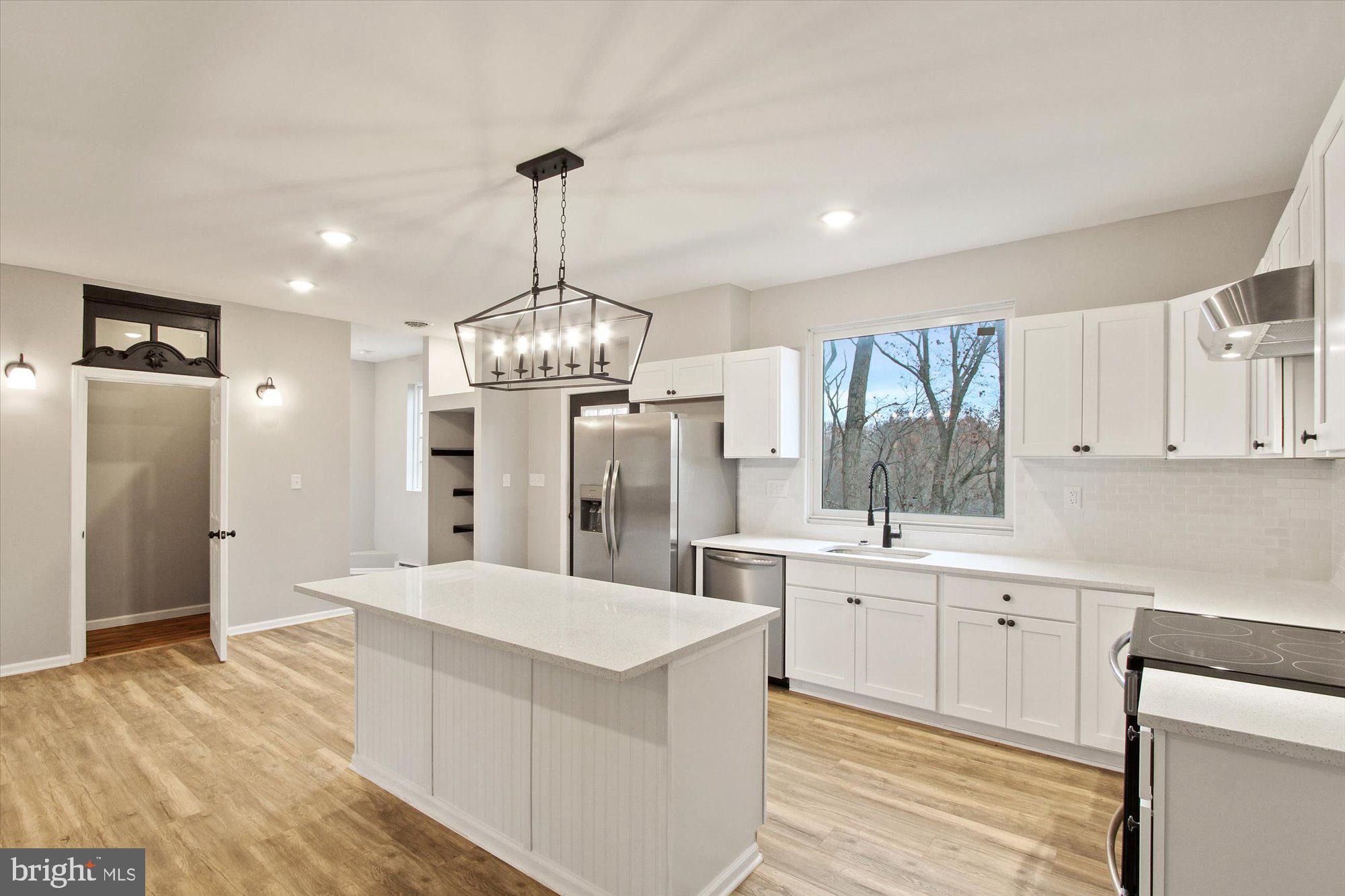 136 Rolling Road Delta, PA 17314 - Photo 10 of 36 Gallery Image 10