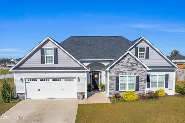 $400,000 | 2014 Flounder Run, New Bern, NC 28562