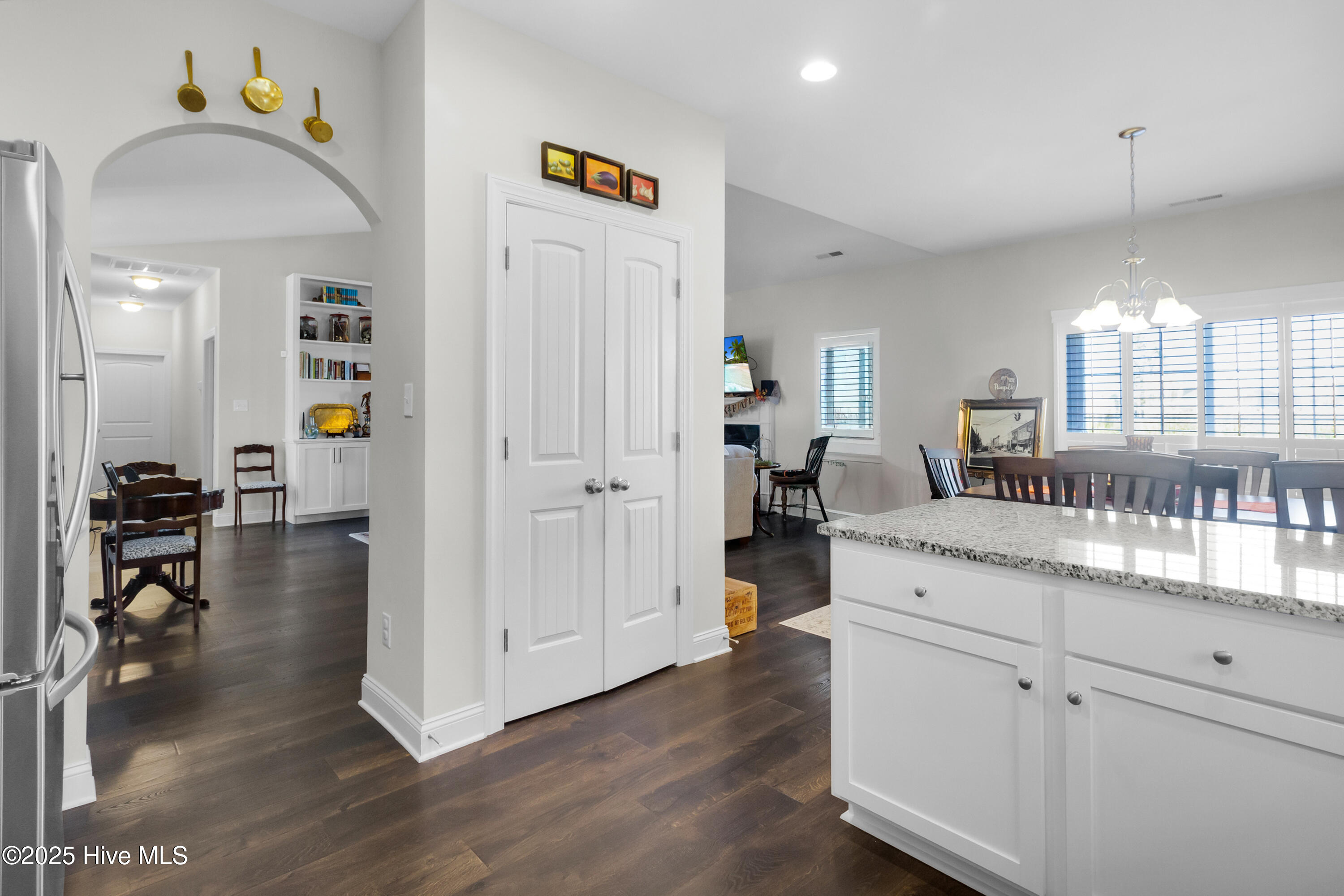 2014 Flounder Run New Bern, NC 28562 - Photo 2 of 30 Kitchen