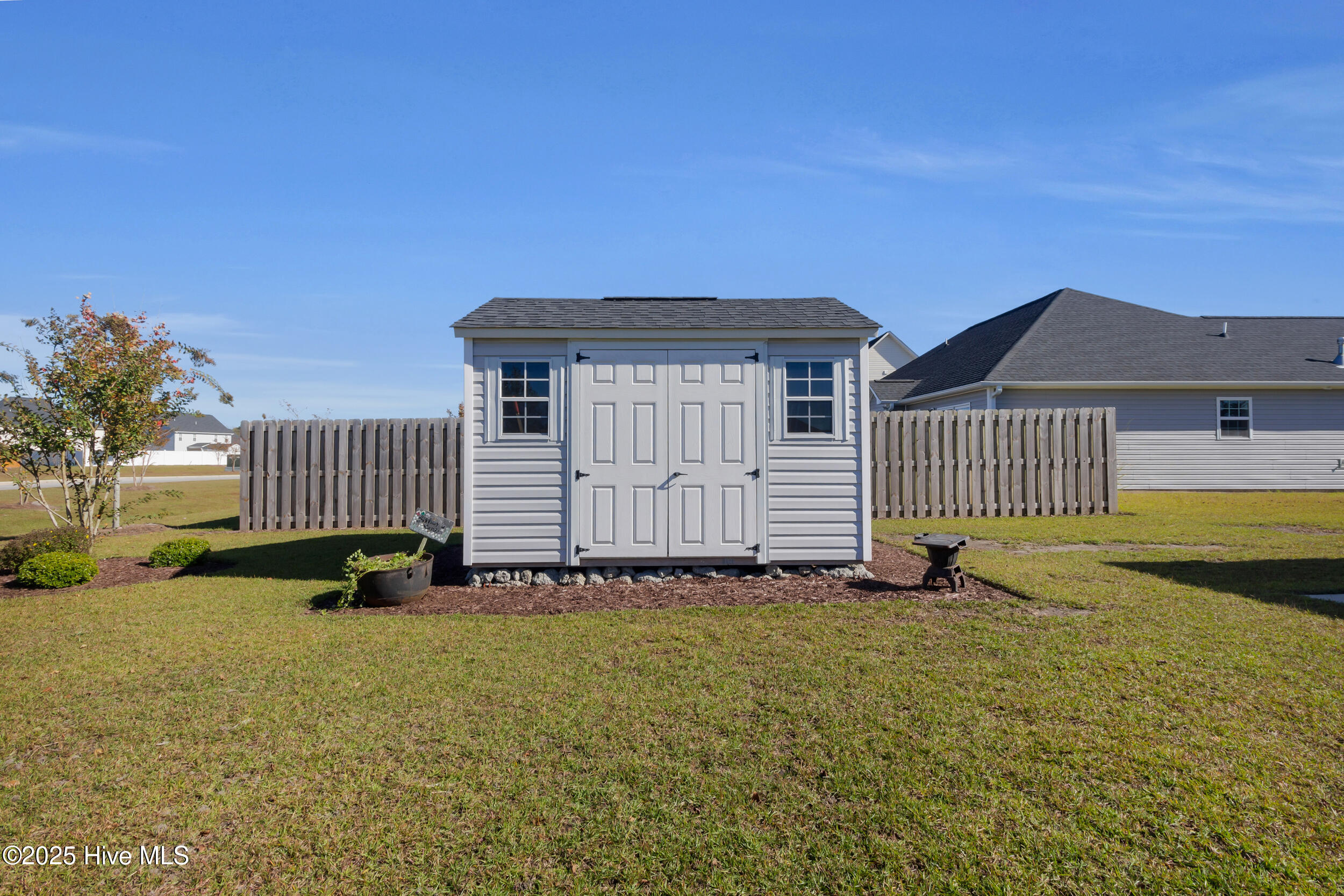 2014 Flounder Run New Bern, NC 28562 - Photo 24 of 30 Exterior Back - Storage