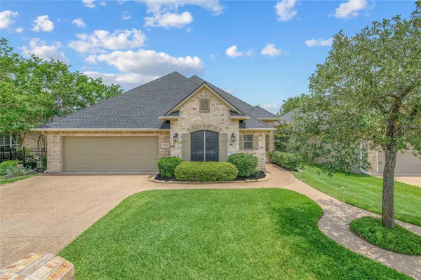 $560,000 | 3914 Park Meadow Lane, Bryan, TX 77802