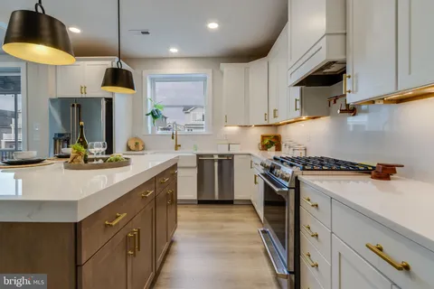 $1,925,000 | 57 Bayside Drive, Fenwick Island, DE 19944