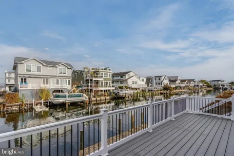 $1,925,000 | 57 Bayside Drive, Fenwick Island, DE 19944