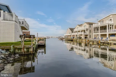 $1,925,000 | 57 Bayside Drive, Fenwick Island, DE 19944