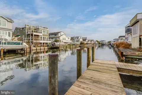 $1,925,000 | 57 Bayside Drive, Fenwick Island, DE 19944