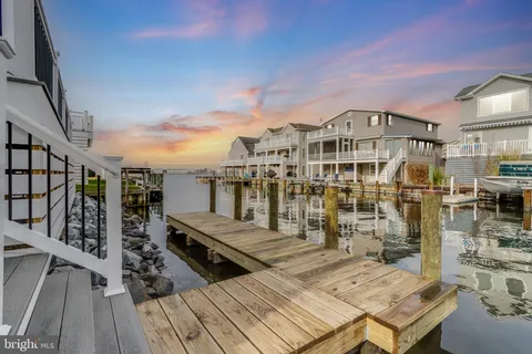 $1,925,000 | 57 Bayside Drive, Fenwick Island, DE 19944