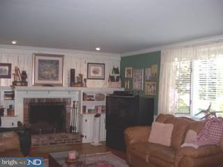 534 Jacksonville Road Ivyland, PA 18974 - Photo 2 of 6 Gallery Image 2