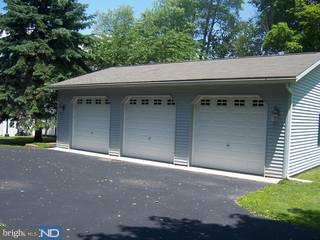 534 Jacksonville Road Ivyland, PA 18974 - Photo 5 of 6 Gallery Image 5