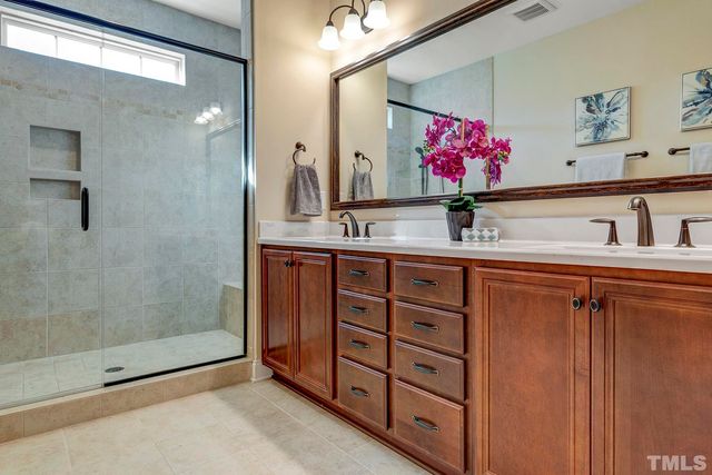 $600,000 | 1016 Regency Cottage Place, Cary, NC 27518