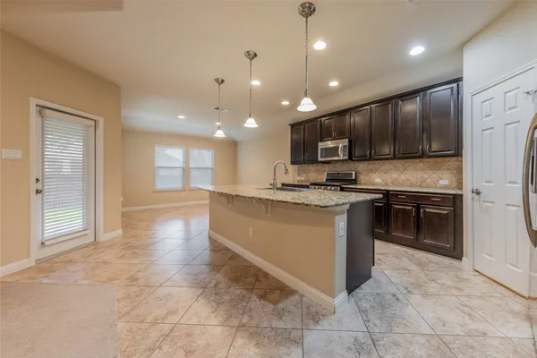 $2,500 | 1920 Mary Ella Drive, Leander, TX 78641