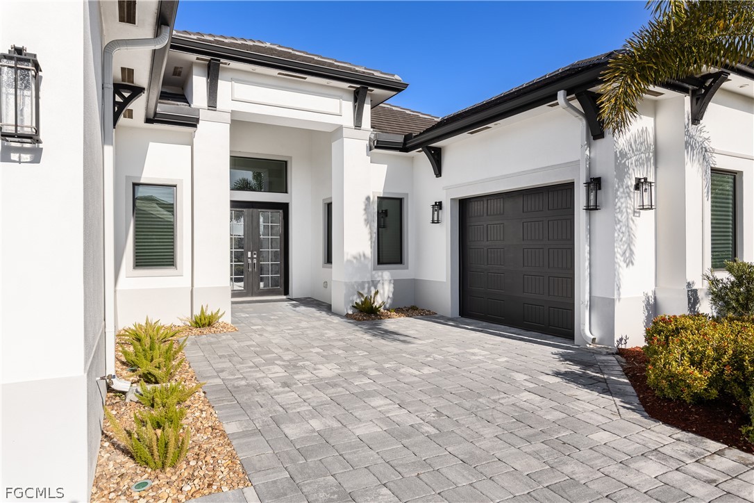 3337 Chestnut Grove Drive Alva, FL 33920 - Photo 2 of 50