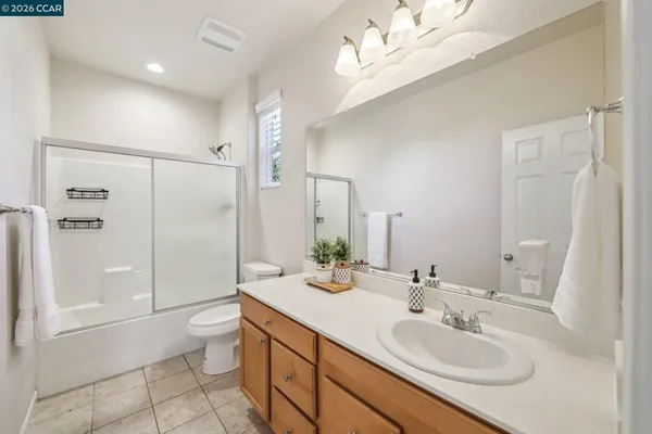 $699,900 | 251 Coolcrest Drive, Oakley, CA 94561
