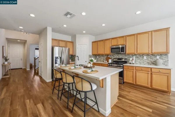 $699,900 | 251 Coolcrest Drive, Oakley, CA 94561
