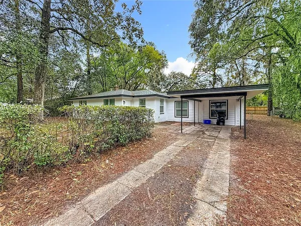 $3,000 | 1013 Northwest 15 Avenue, Gainesville, FL 32601