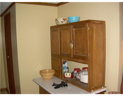 171 Smith Road Dayton, PA 16222 - Photo 11 of 18 Kitchen.