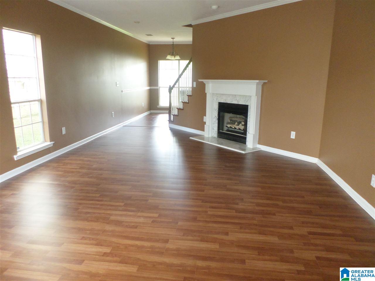 412 Daventry Circle Calera, AL 35040 - Photo 3 of 16