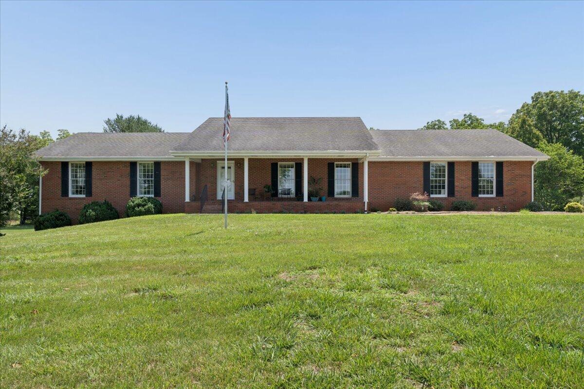 218 N Branch