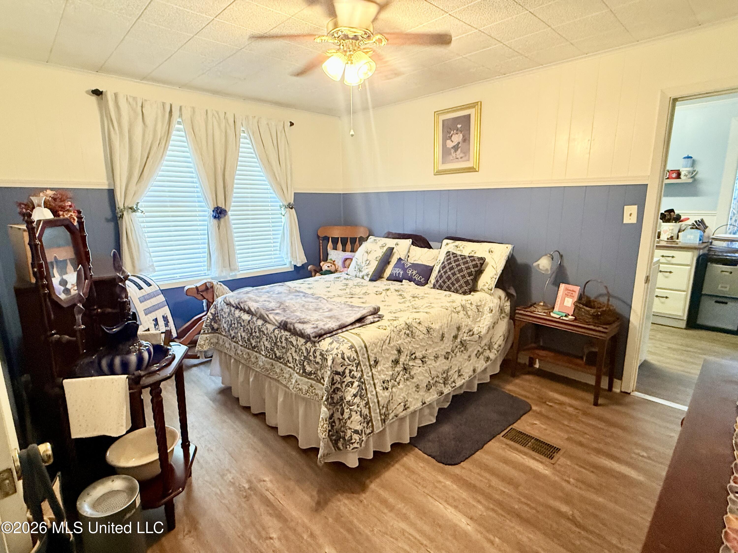 2221 Long Street Grenada, MS 38901 - Photo 7 of 14 IMG_6876