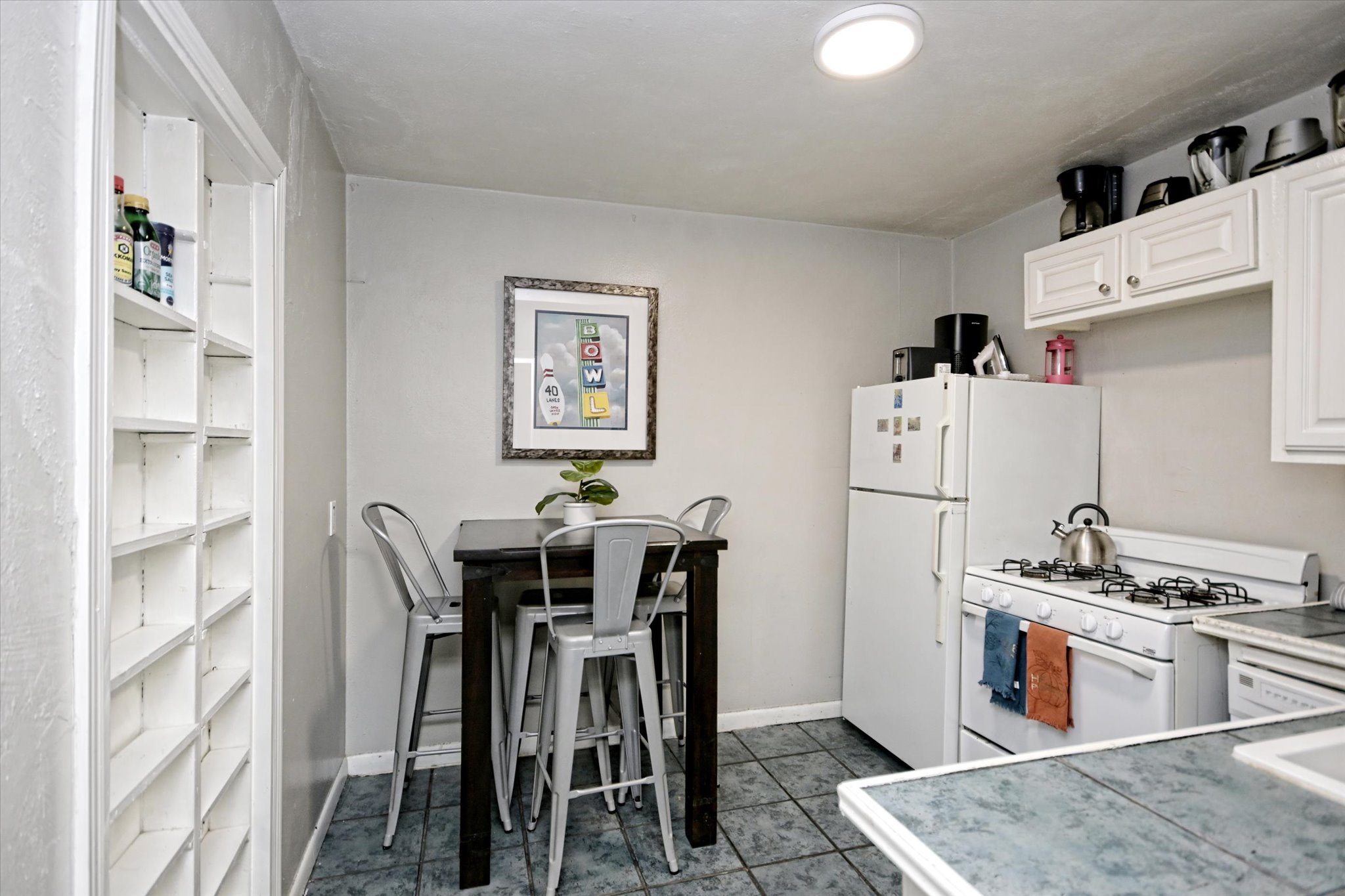 3409 Banton Road Austin, TX 78722 - Photo 21 of 31 Back House Kitchen - Unit B