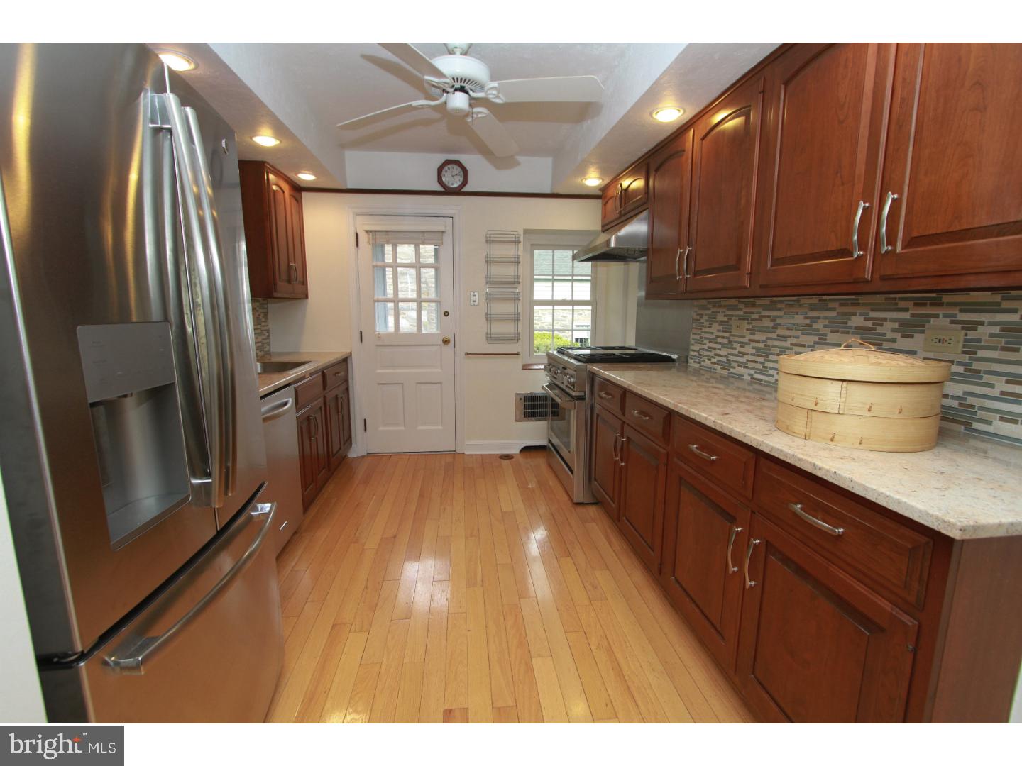 1318 Knox Road Wynnewood, PA 19096 - Photo 8 of 23 Gallery Image 8