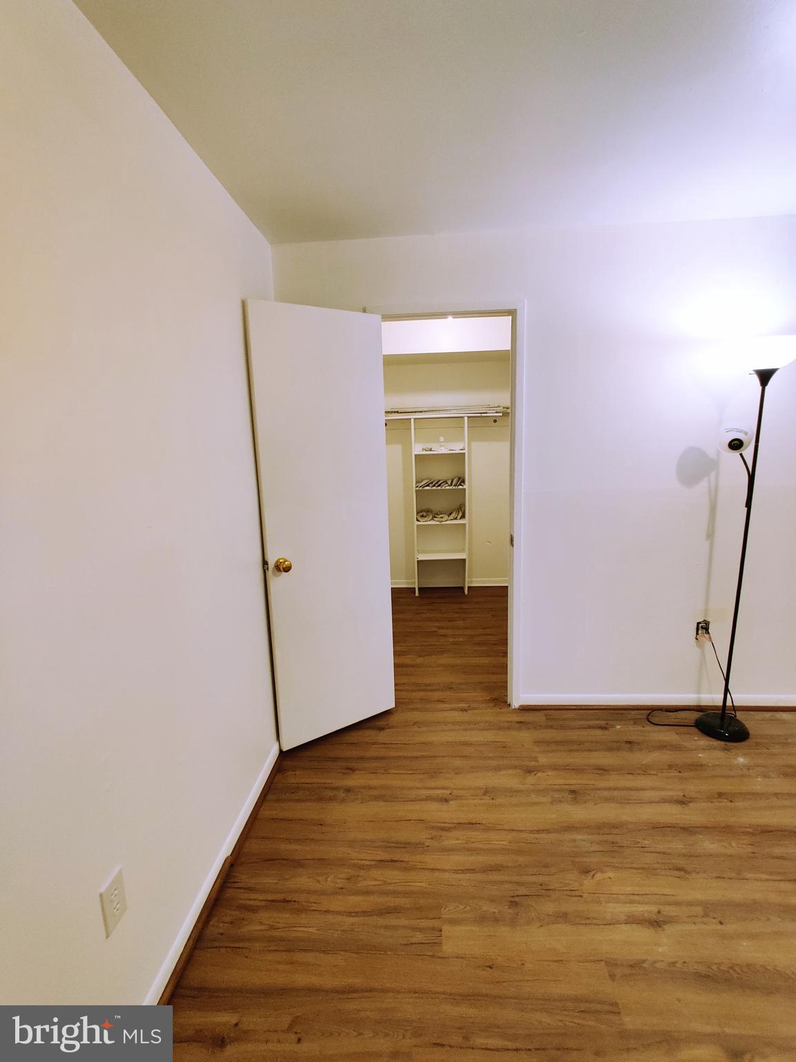 9627 White Acre Road Columbia, MD 21045 - Photo 5 of 18