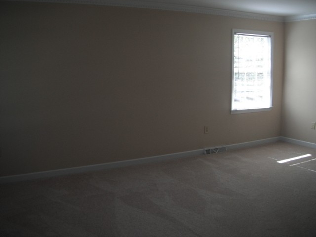 102 Middle Brook Road Greer, SC 29650 - Photo 4 of 12 Gallery Image 4