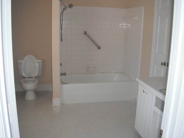 102 Middle Brook Road Greer, SC 29650 - Photo 6 of 12 Gallery Image 6