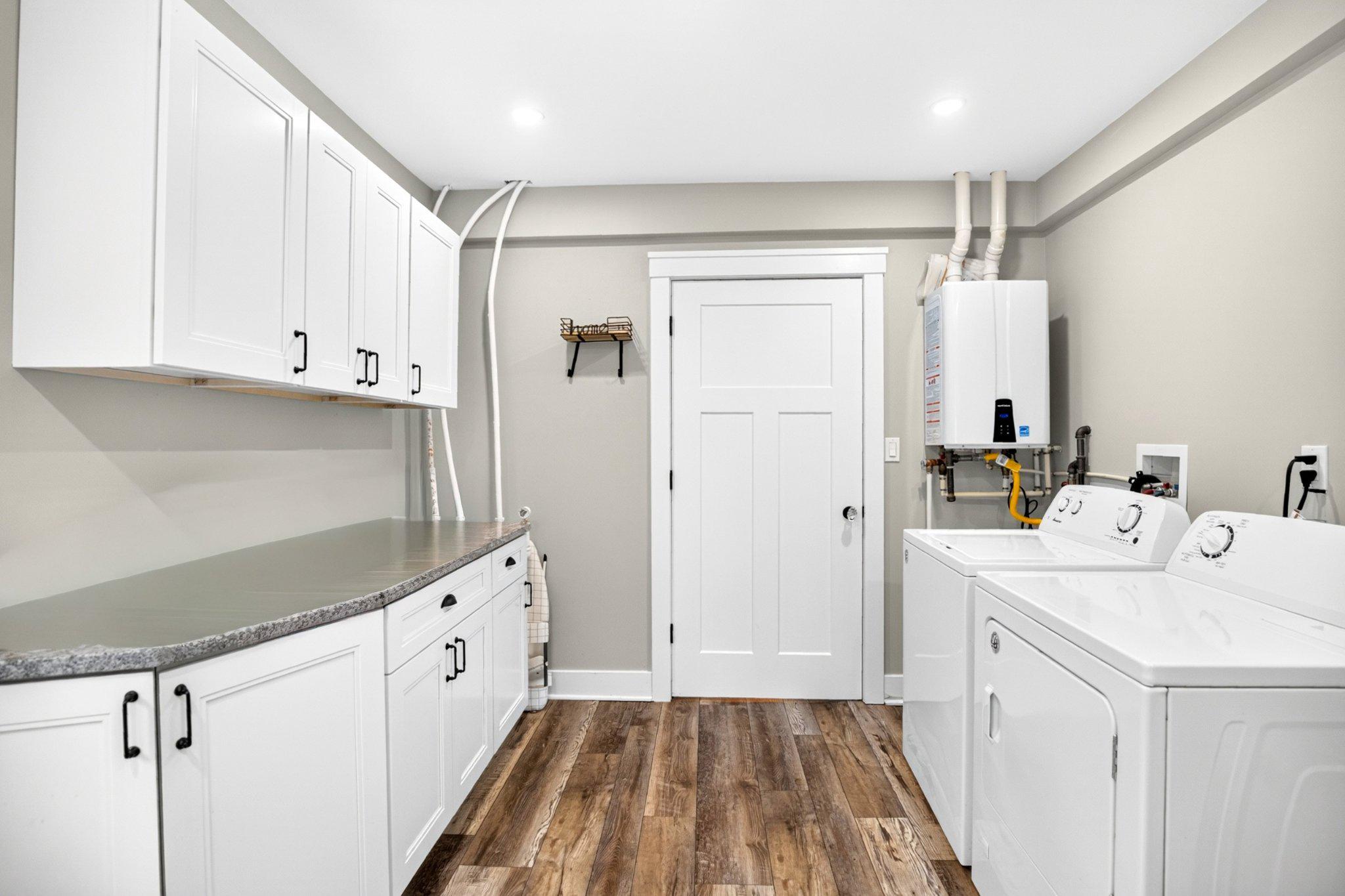 57 Island Road Monroeville, NJ 08343 - Photo 68 of 82 Bright laundry space with access to back garden.