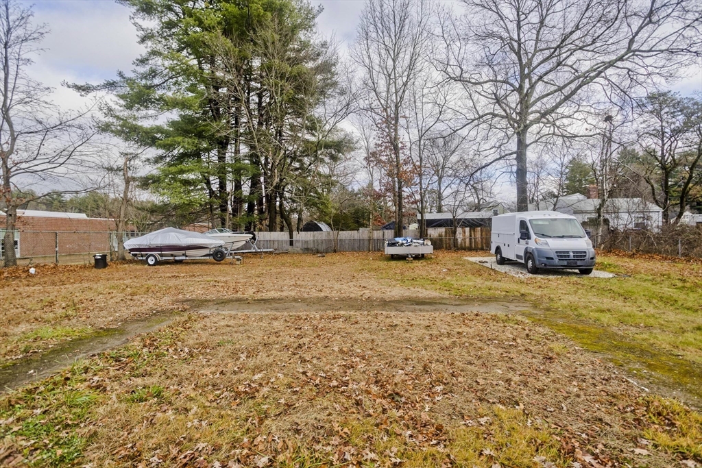 1815 Parker Street Springfield, MA 01128 - Photo 7 of 33