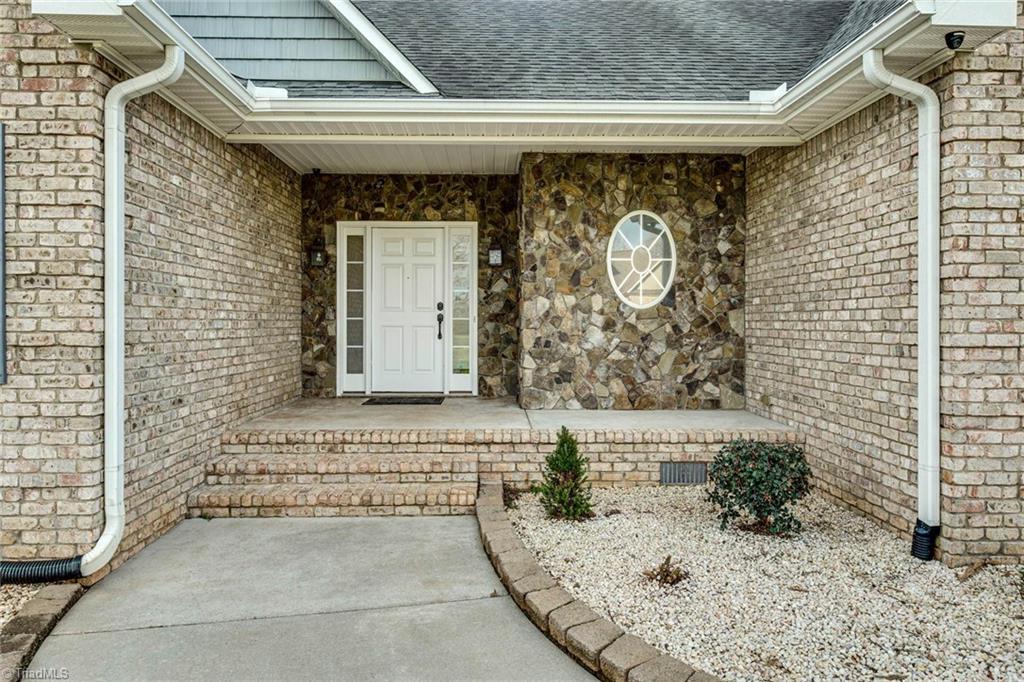 618 Spring Haven Drive Randleman, NC 27317 - Photo 6 of 45