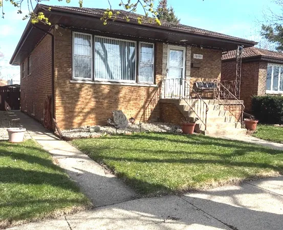 $254,900 | 10955 South Mackinaw Avenue, Chicago, IL 60617