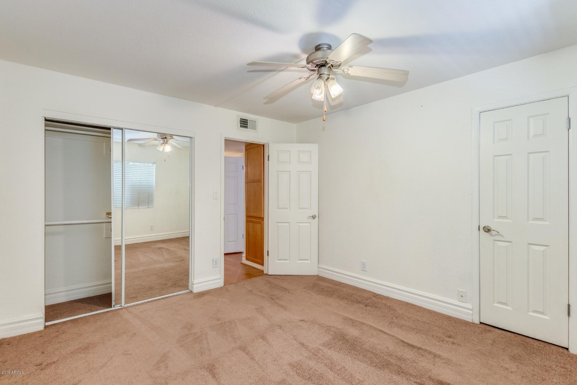3825 East Camelback Road, Unit 212 Phoenix, AZ 85018 - Photo 9 of 20 0012-Camelback (11)