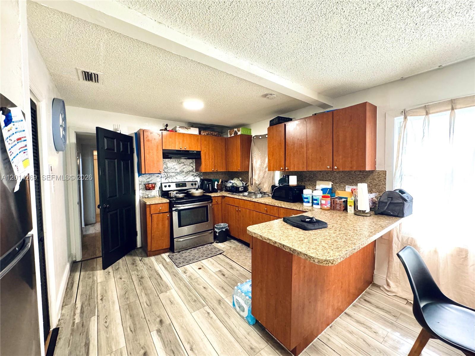 1484 Northwest 60th Street Miami, FL 33142 - Photo 3 of 28