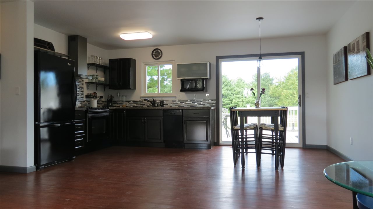190 Holmes Road Allenton, MI 48002 - Photo 11 of 33 Gallery Image 11