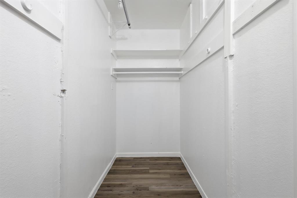 3913 Hickox Road Rowlett, TX 75089 - Photo 15 of 32