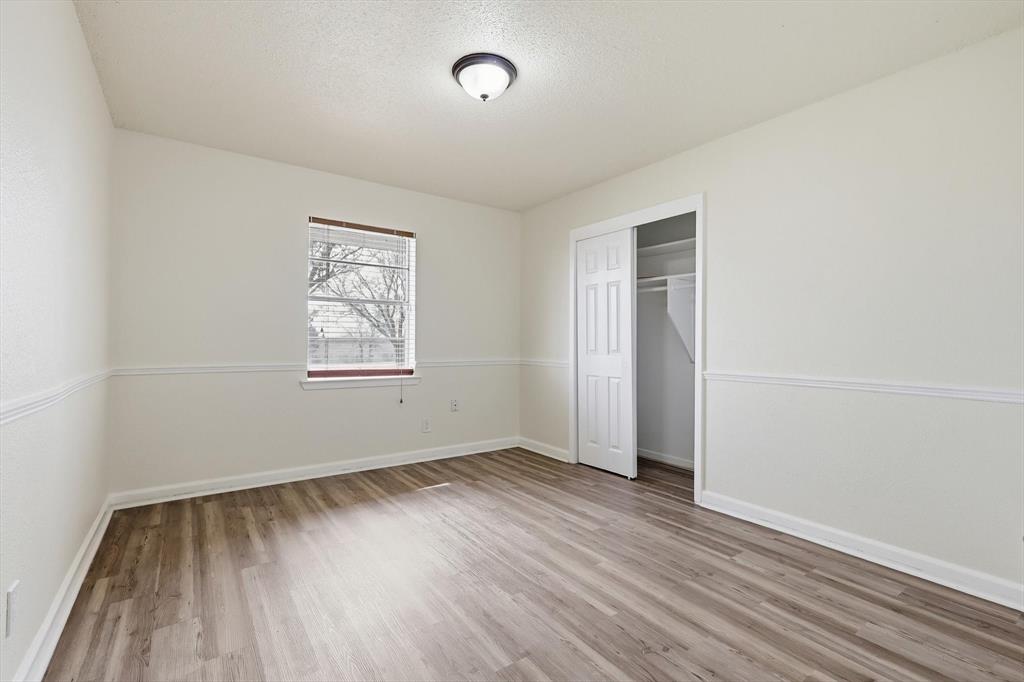 3913 Hickox Road Rowlett, TX 75089 - Photo 16 of 32