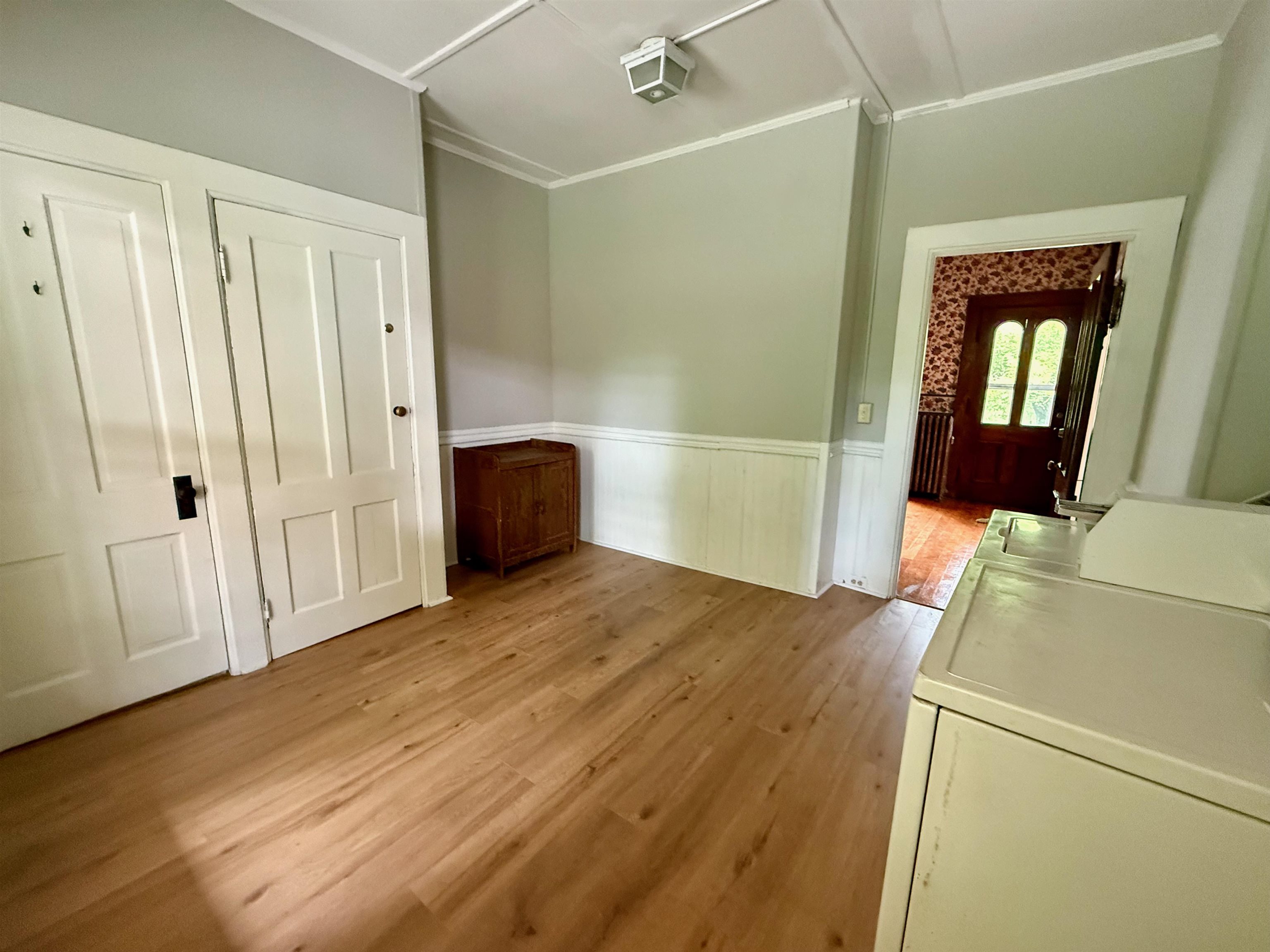 927 Water Street Bennington, VT 05257 - Photo 11 of 50