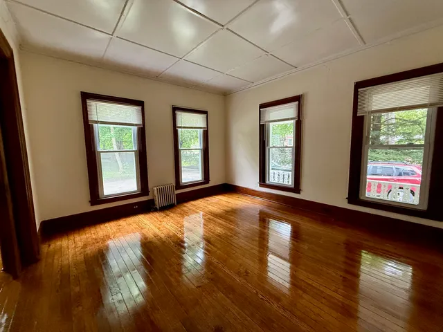 $374,900 | 927 Water Street, Bennington, VT 05257