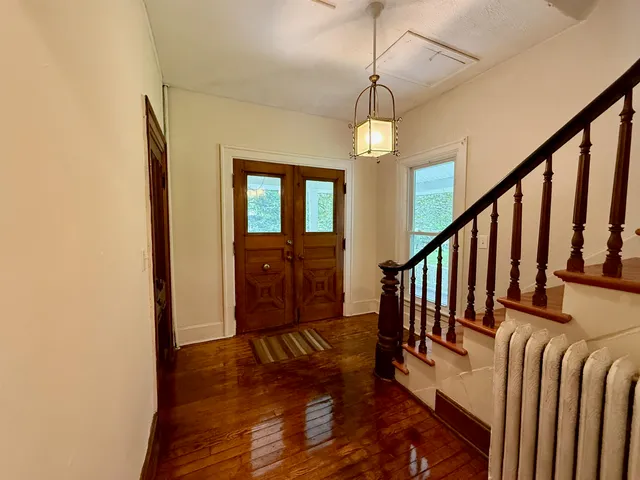 $374,900 | 927 Water Street, Bennington, VT 05257