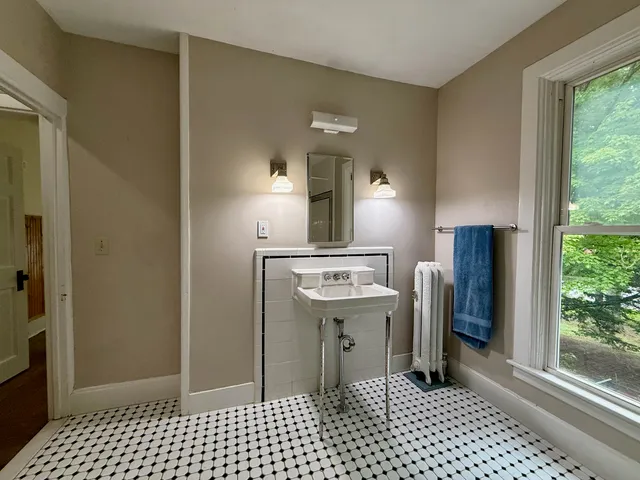 $374,900 | 927 Water Street, Bennington, VT 05257