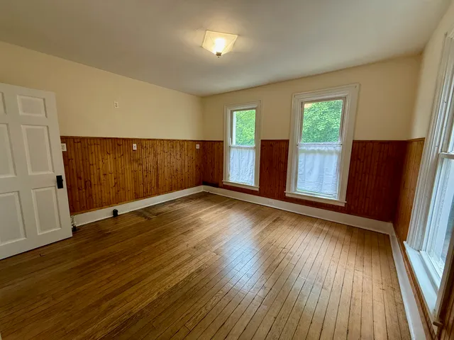 $374,900 | 927 Water Street, Bennington, VT 05257