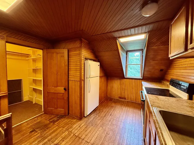 $374,900 | 927 Water Street, Bennington, VT 05257