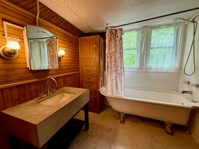 $374,900 | 927 Water Street, Bennington, VT 05257