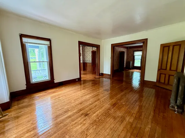 $374,900 | 927 Water Street, Bennington, VT 05257