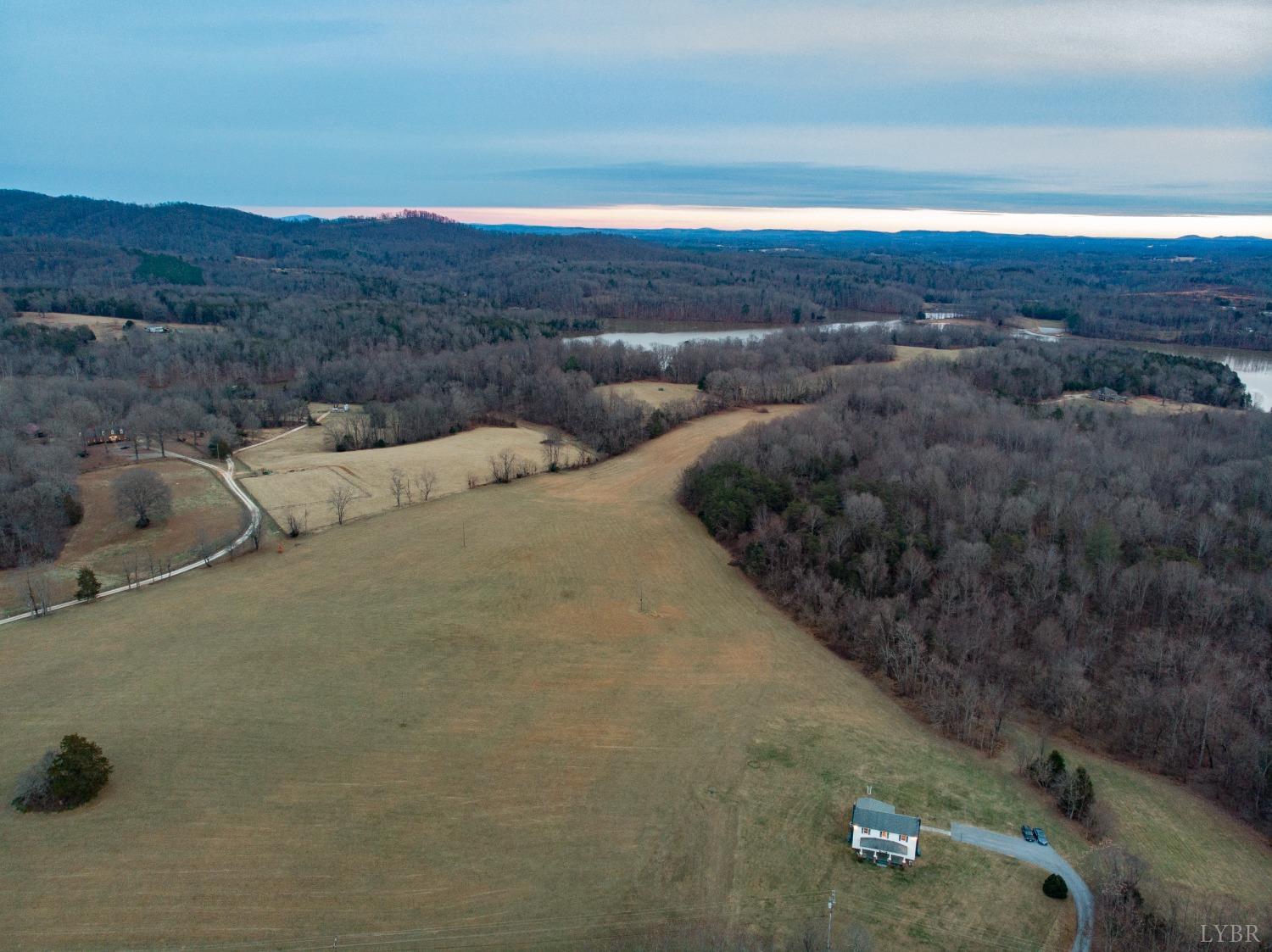 1394 Lowesville Road Amherst, VA 24521 - Photo 11 of 38 a view of city and ocean